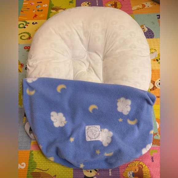 Boppy Baby Pillow with the cover